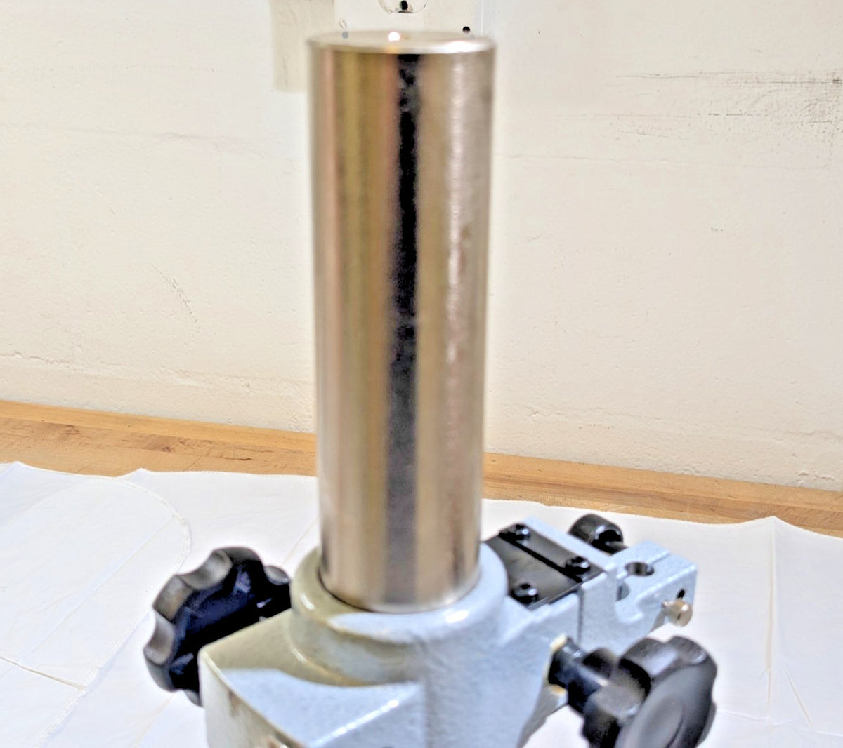 Mitutoyo Comparator Gage Stand ONLY BSB-20X 215-405-10