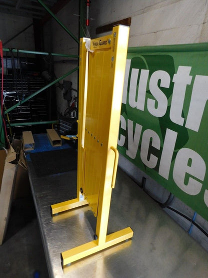 Versa-Guard Folding Barricade: 37" High, 11' Wide VG-1000