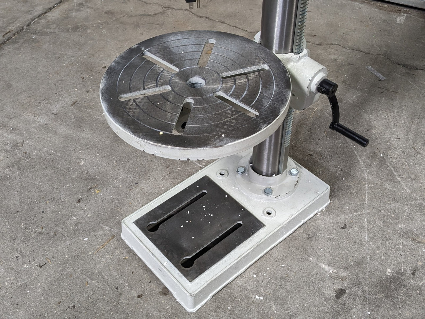 Enco Step Pulley Floor Drill Press 13" Swing 16-Speed 250 - 3100 RPM 115v