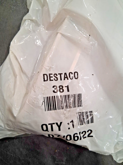 De-Sta-Co Pull-Action Latch Clamp Horizontal 1,000 lb J-Hook Flanged Base 381