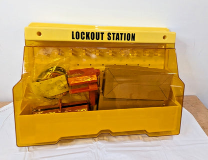 PRO-SAFE Electrical & Valve Lockout Station Polycarbonate BD-B1100 BROKEN CASE