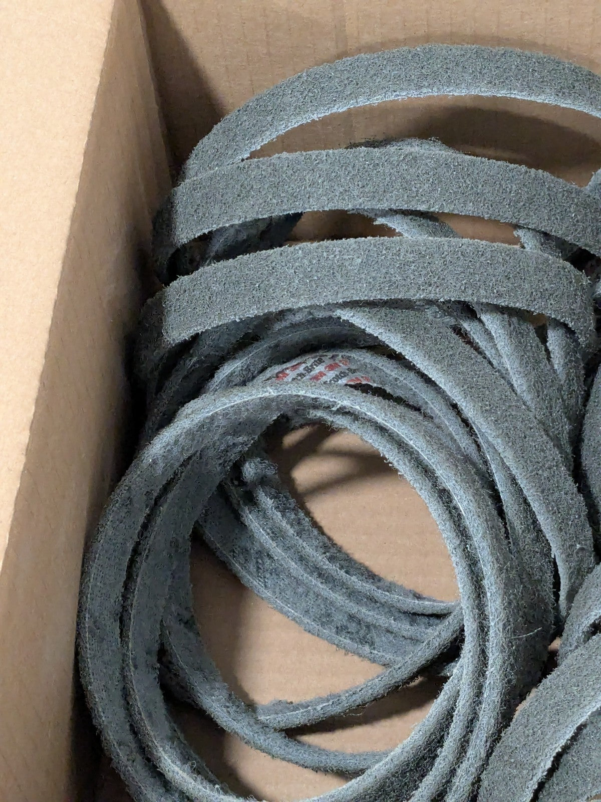 3M Abrasive Belt: 3/4" Wide, 18" OAL, Silicon Carbide Box of 20 7100019651