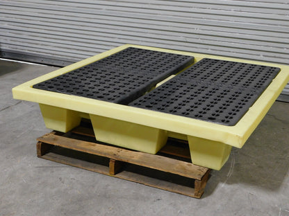 Enpac 4 Drum Plastic Spill Deck 66 Gal Sump 6,000 Lb Cap 5400-YE DAMAGE