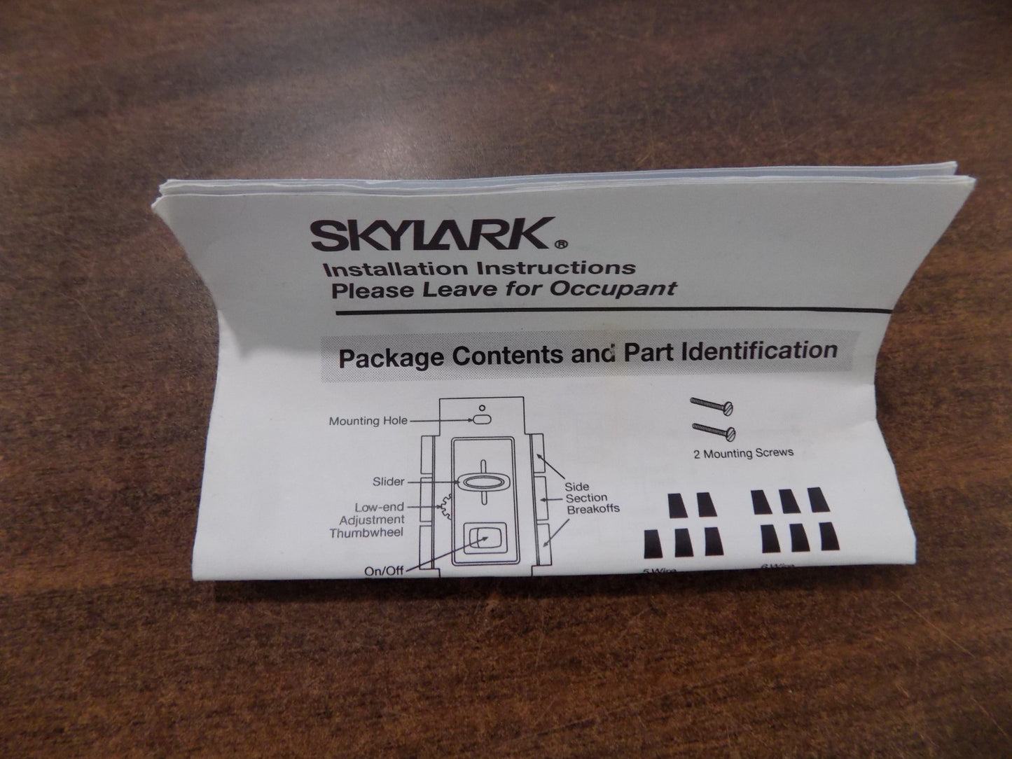 Lutron Skylark SF-103P-WH Single-Pole Preset Dimmer with On/Off Switch White