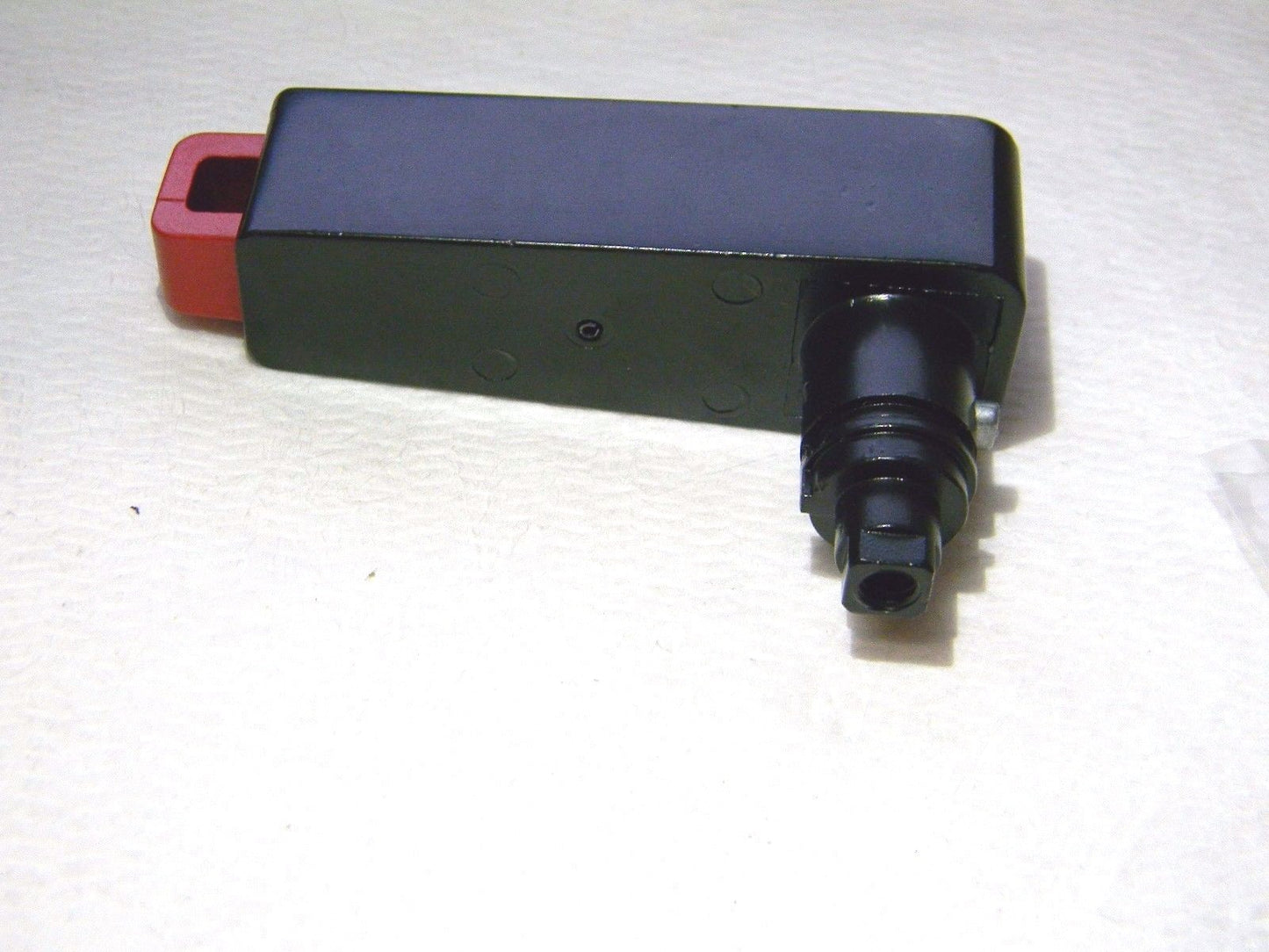 Cooper B-Line 4-12 Nema Rated Wall-Mount Handle Padlock Model WMHPTO