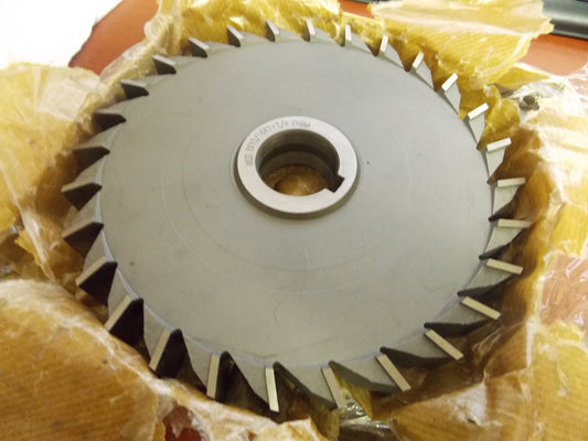 Side Milling Cutter 7" x 15/16" x 1-1/4" HSS 28T #3017489
