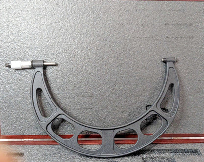 Starrett 6 Piece Mechanical Outside Micrometer Set 6 to 12" Range 72704
