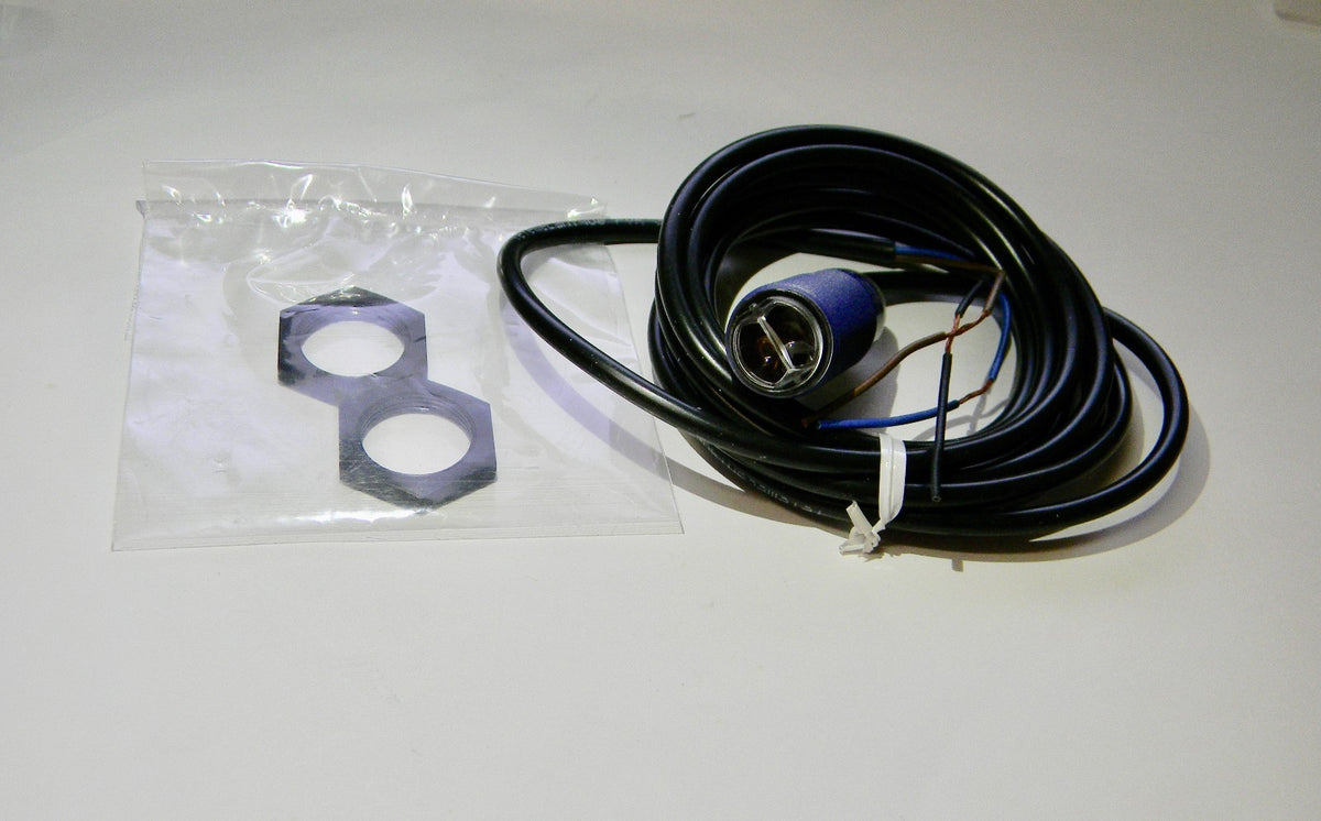 Telemecanique Sensors Cable Connector 0.1m Photoelectric Sensor XUB4APBNL2.   RL