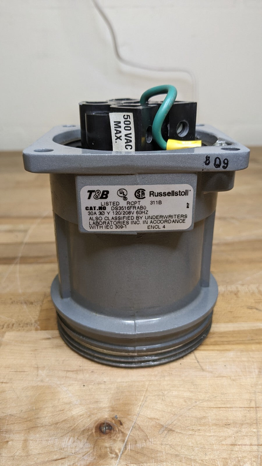 T&B Russelstoll DS3516FRAB Hazardous Locaction Plug Receptacle GN JB RCP