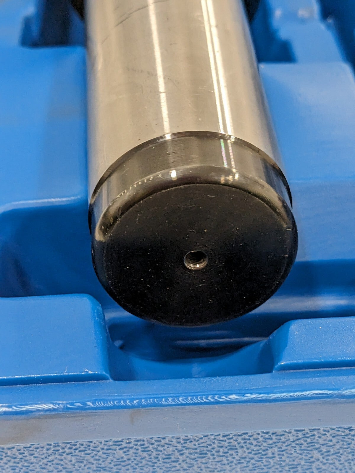 Live Center: Taper Shank, 2-9/32" Head Dia, 1,590 lb Workpiece 625.35506803
