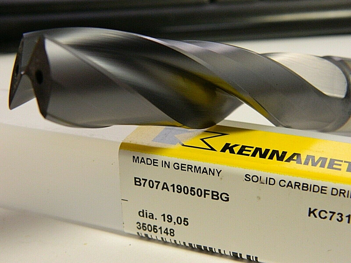 Kennametal 3/4" 180° Spiral Flute Solid Carbide Screw Machine Drill Bit 350