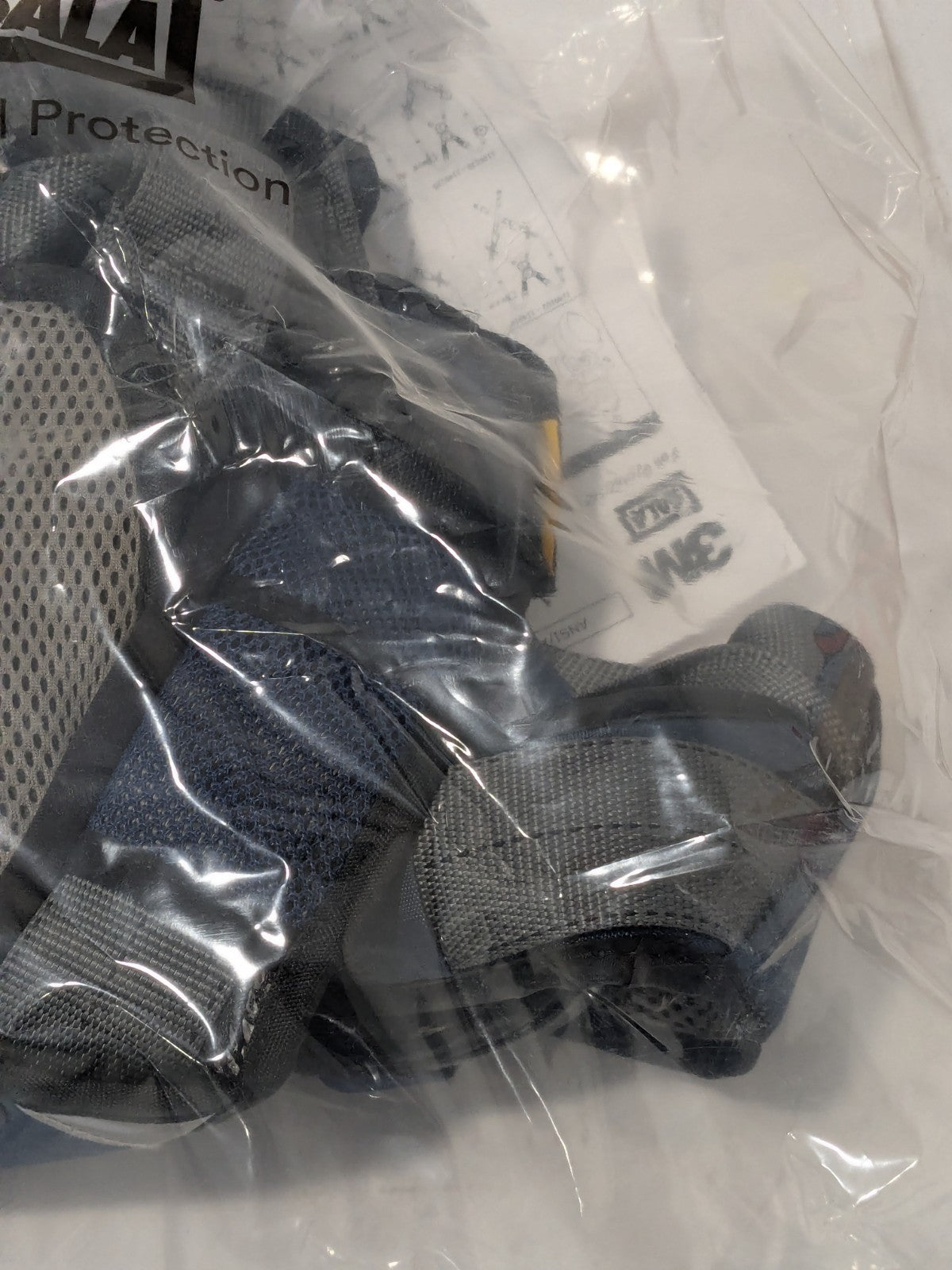 DBI-SALA Fall Protection Harnesses 420 Lb, Sz Small,Reflective Polyester 1140121