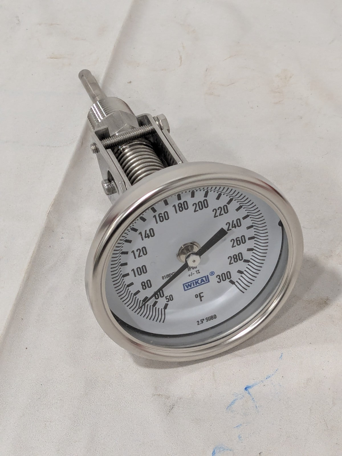 Wika Bimetal Dial Thermometer: 50 to 300 ° F, 2-1/2" Stem Length 52888398