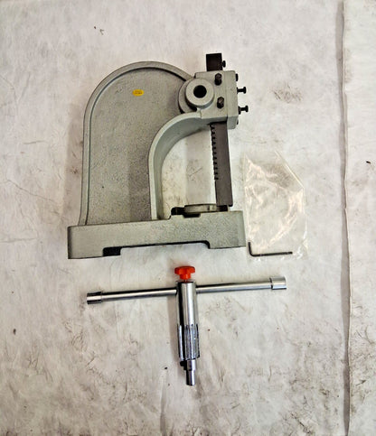 Pro Arbor Press 1" Ram 4" Throat Depth 1 Ton Pressure 9-1/2" Stroke 09511114
