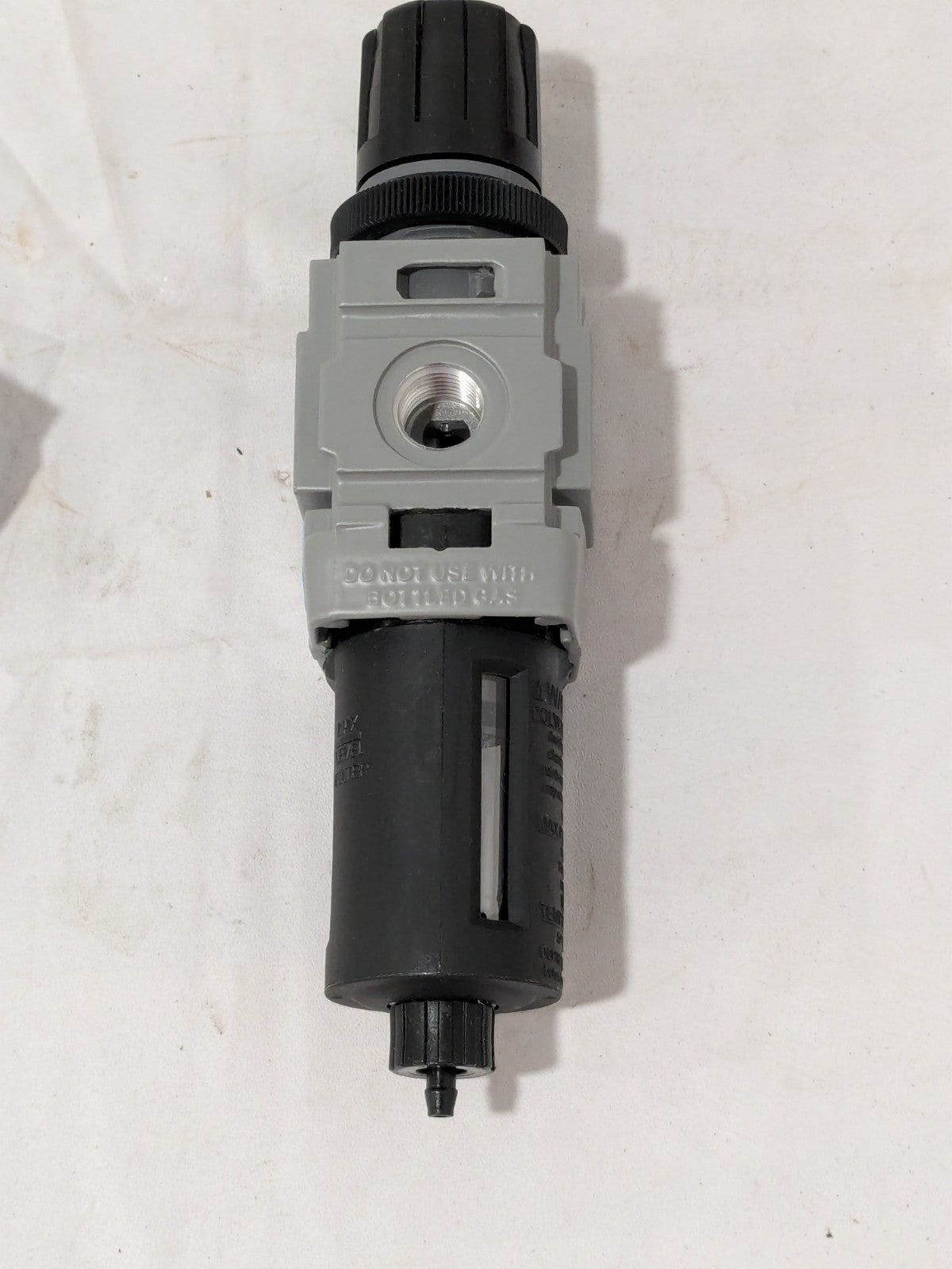 WILKERSON FRL Combination Unit: 1/4 NPT, Miniature B08-02-FKG0B