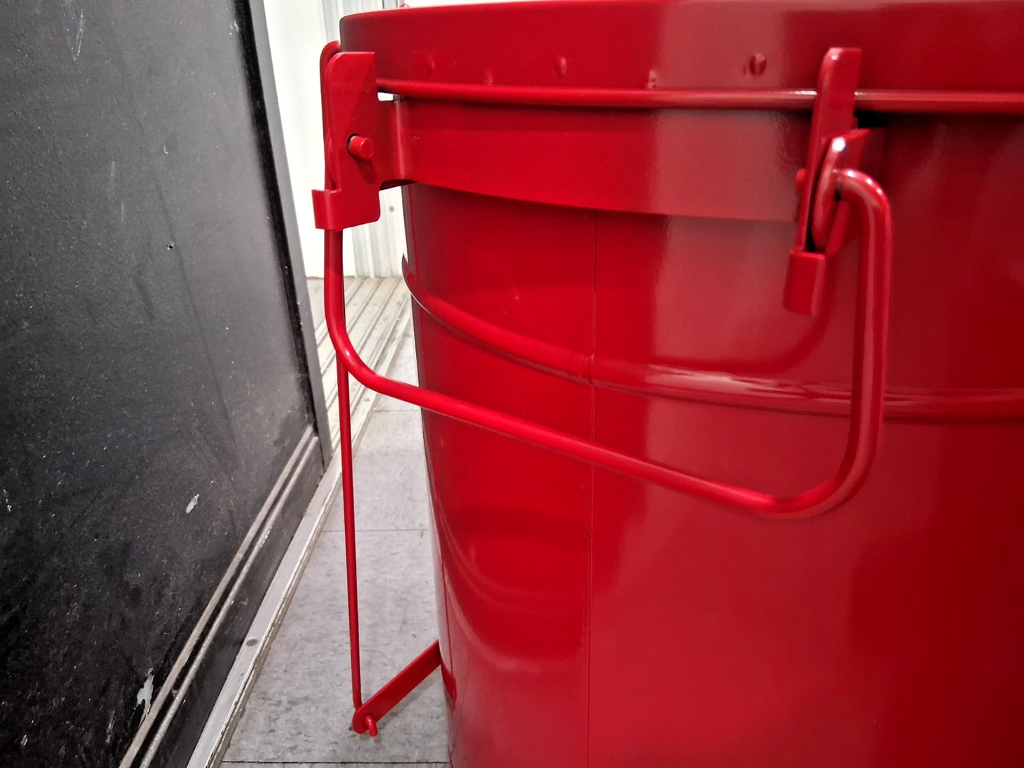 Justrite Galvanized Steel Disposal Can 14 Gallon Capacity 09500