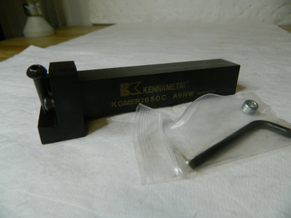 Kennametal Indexable Cutoff Toolholder 1" Depth 1" Workpc Diam RH 5979