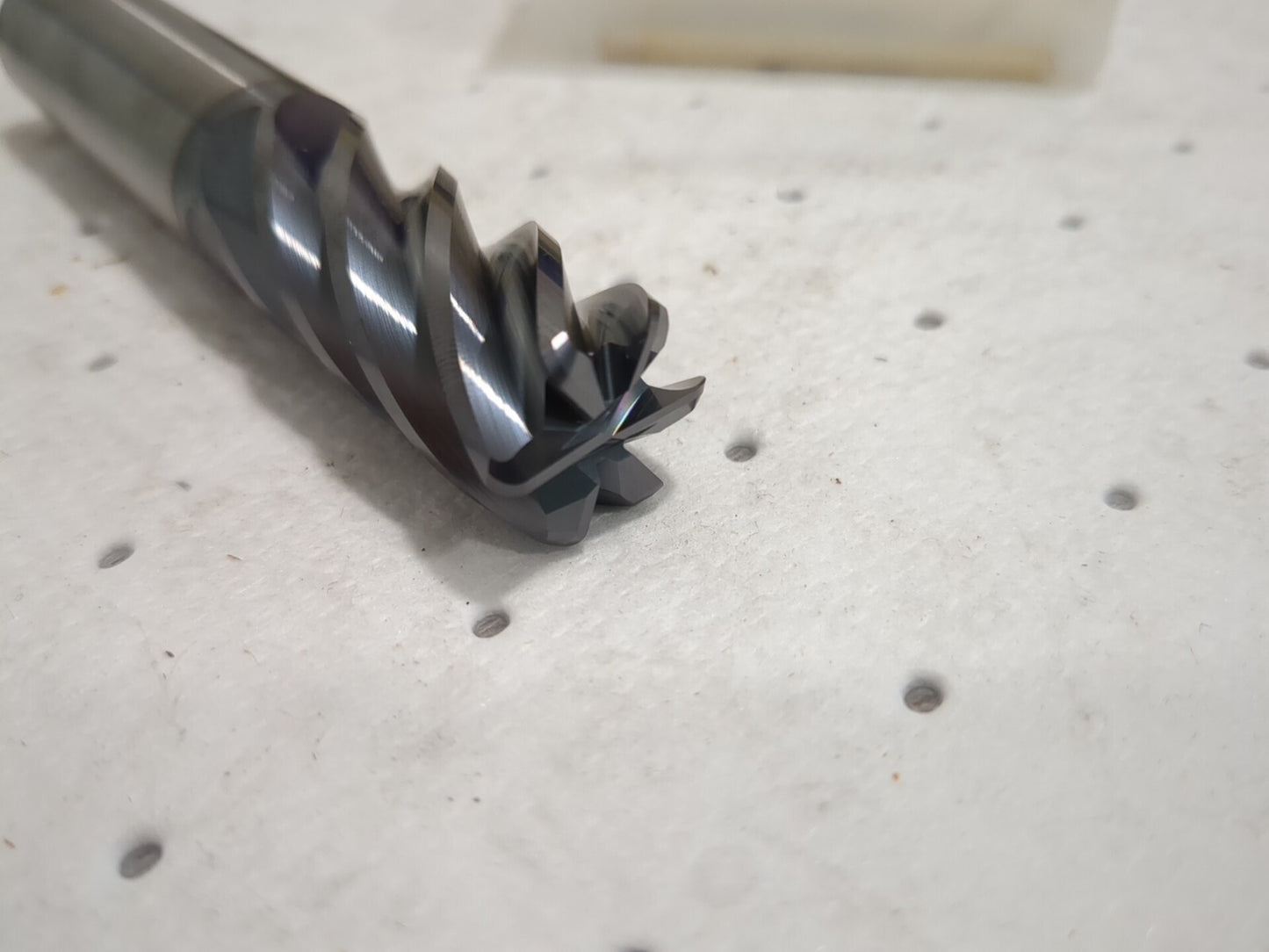 KENNAMETAL Corner Radius End Mill 3/4"Dia 6FL Solid Carbide 4"OAL 5351890
