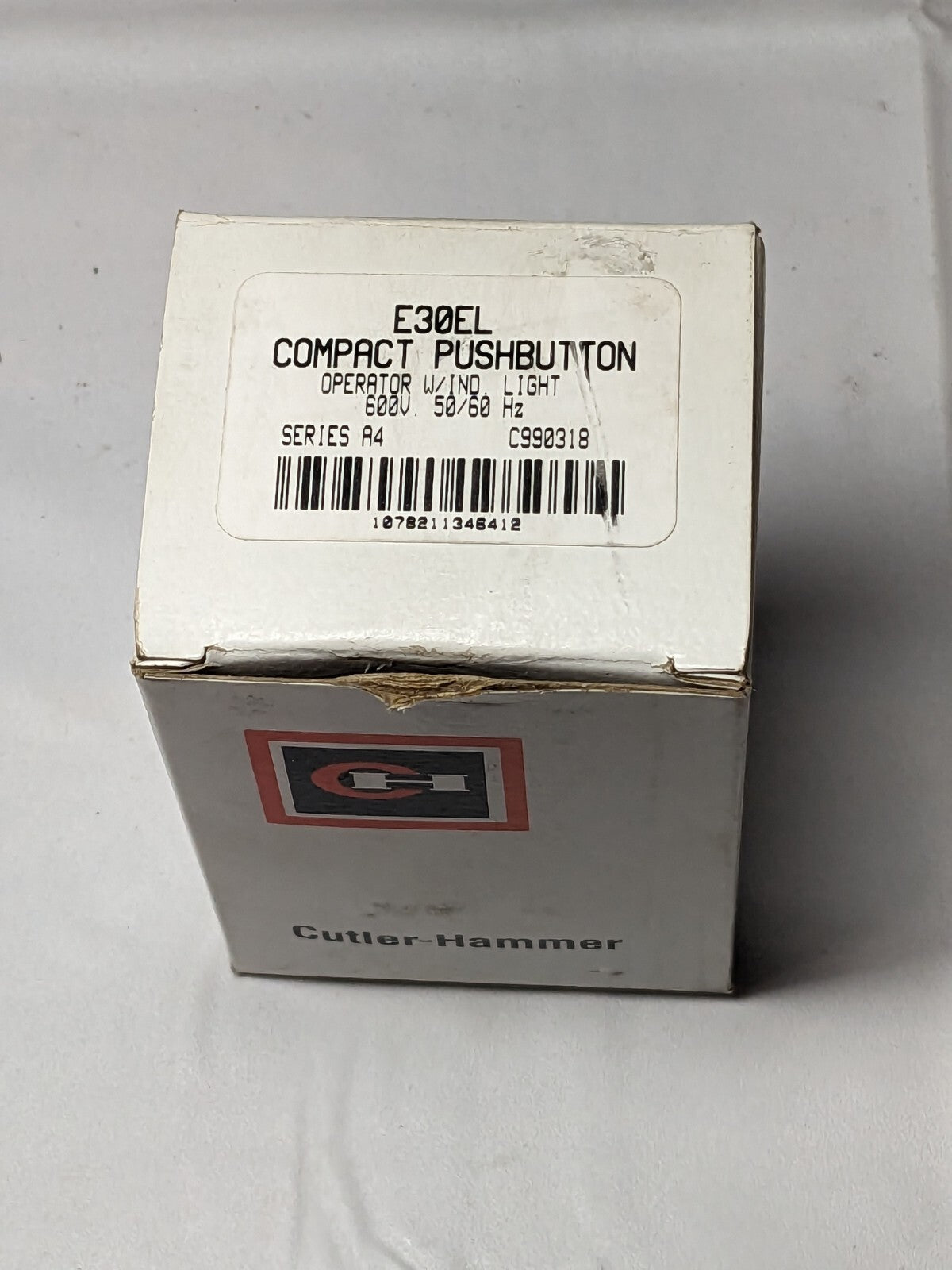 Cutler-Hammer Compact Pushbutton W/IND. Light 600V. 50/60Hz E30EL