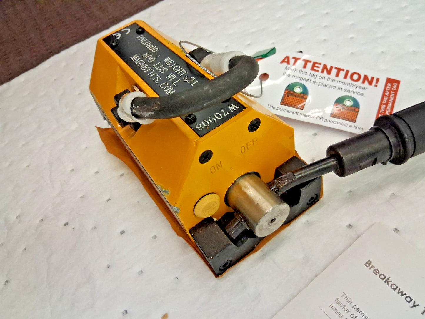 Mag-Mate Lift Magnet 800lb Capacity PNL0800