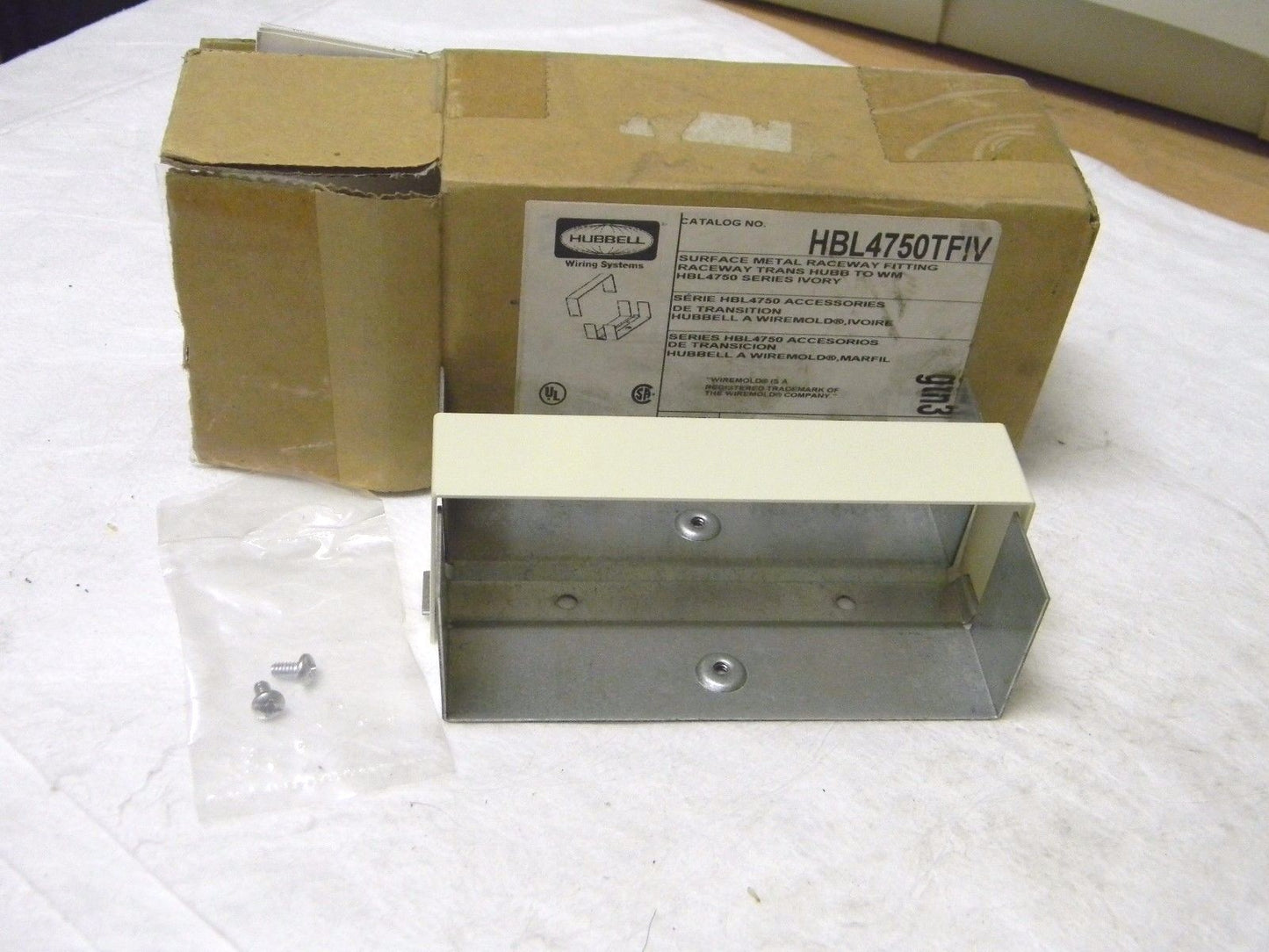 Hubbell 5.02" x 2.79" Ivory Rectangular Raceway Fittings Qty 3 HBL4750TFIV