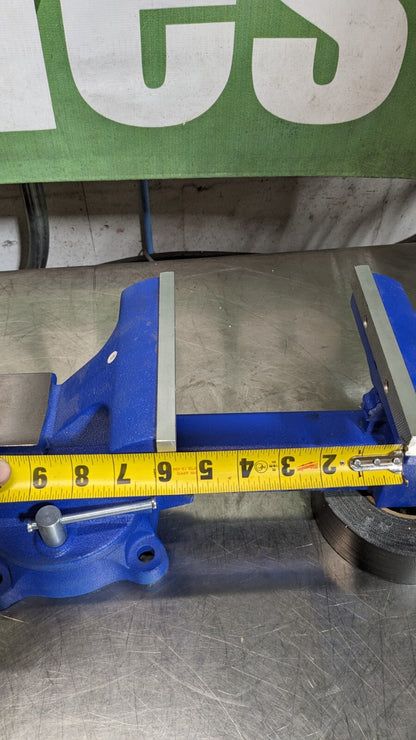 GIBRALTAR Bench & Pipe Combination Vise 6.5 Jaw Width 5-1/2 Jaw Opening G56413