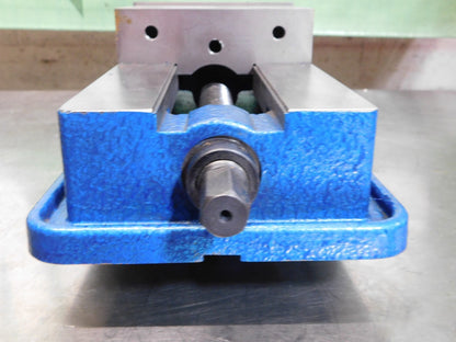 Pro-Grade 6" Opening 6" Manual Horizontal Swivel Precision Machine Vise 428-7261