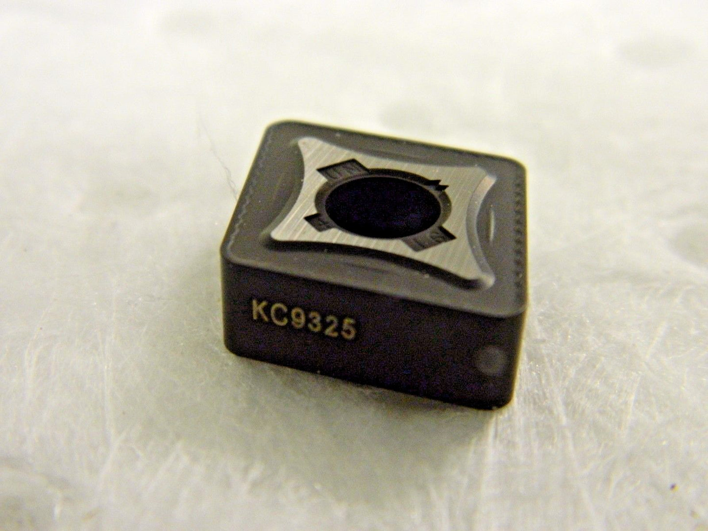 Kennametal Carbide Inserts CNMG544UN Grade KC9325 Qty. 8 Model 1714120