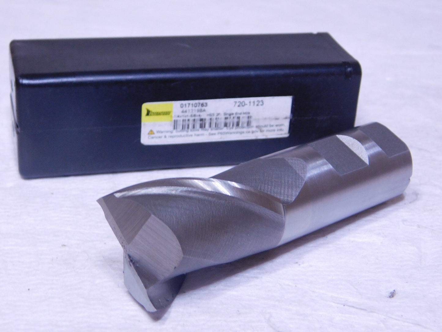 Interstate mhc HSS Sq End Mill 1-1/4 Dia 2Fl 1-5/8 LOC 1 Shk 4-1/8L 720-1123