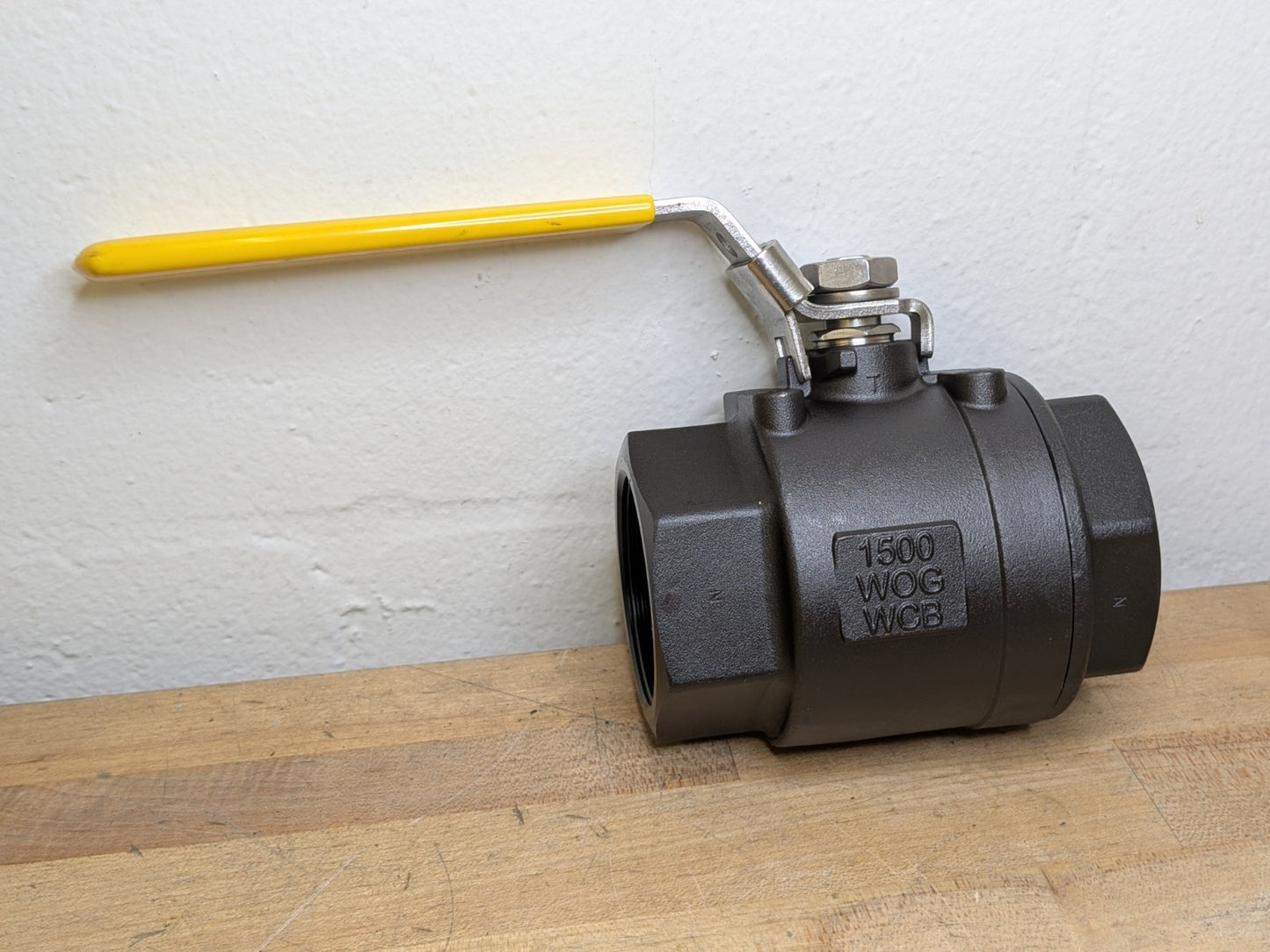 Legend T-730 Full Port Carbon Steel Ball Valve 2" Pipe FNPT x FNPT 150 WSP
