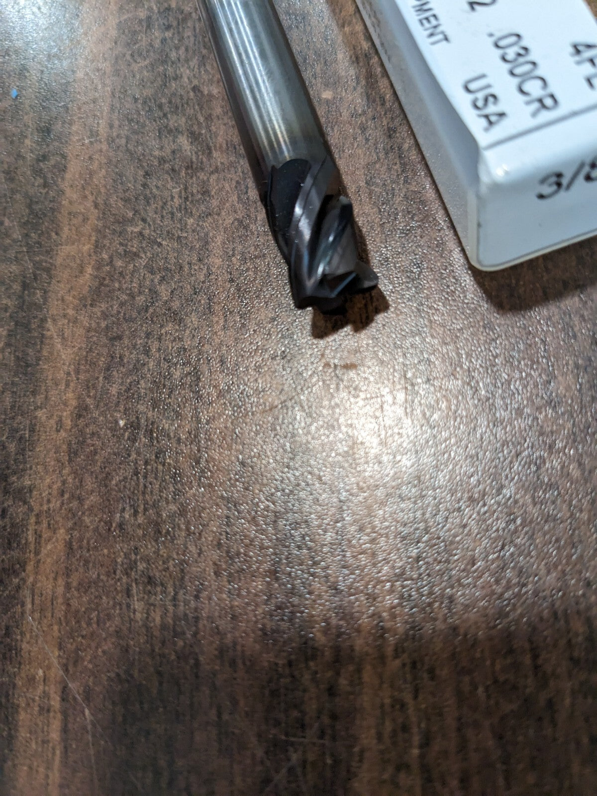Corner Radius End Mill: 3/8 Dia, 1/2 LOC, 0.0300 Radius, 4 Fl 205204111