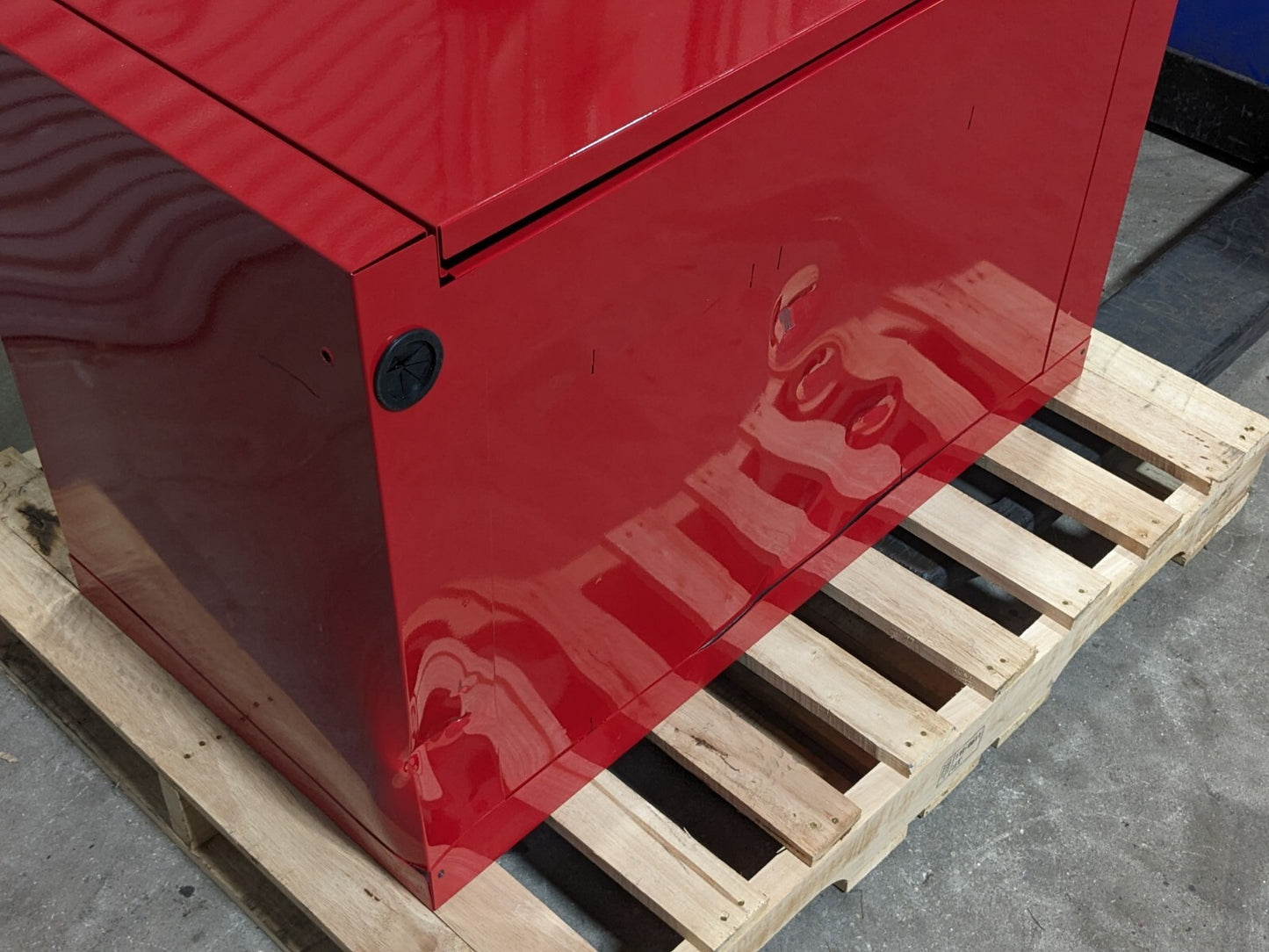 Proto Red Steel Top Chest Tool Box 12 Drawer 41 x 22 x 27 Scratch N Dent