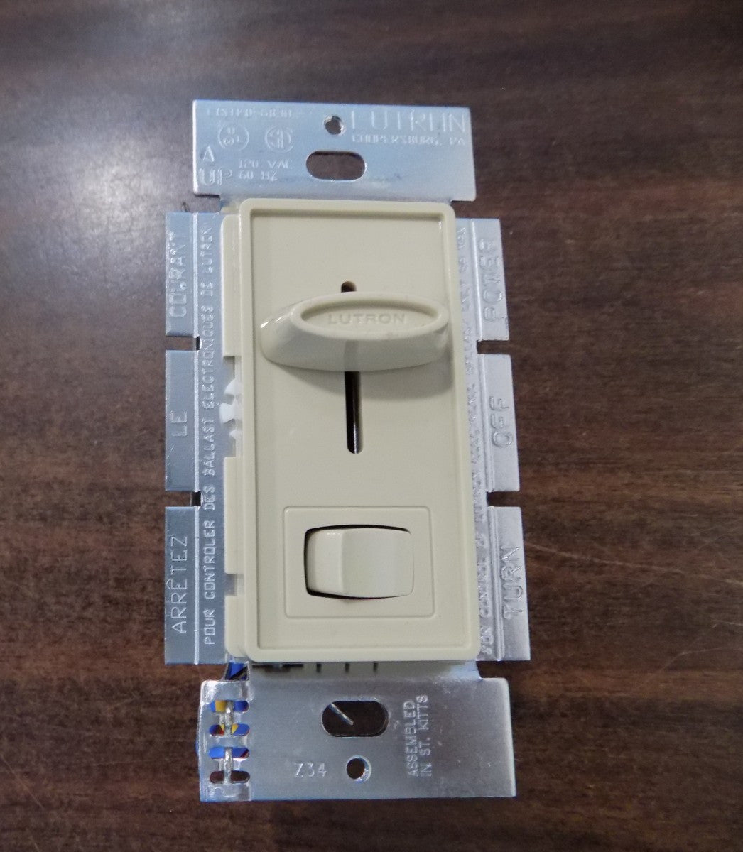 Lutron SF-103P-IV Skylark 3-way Preset Dimmer with on/off Switch 8A -120V Ivory