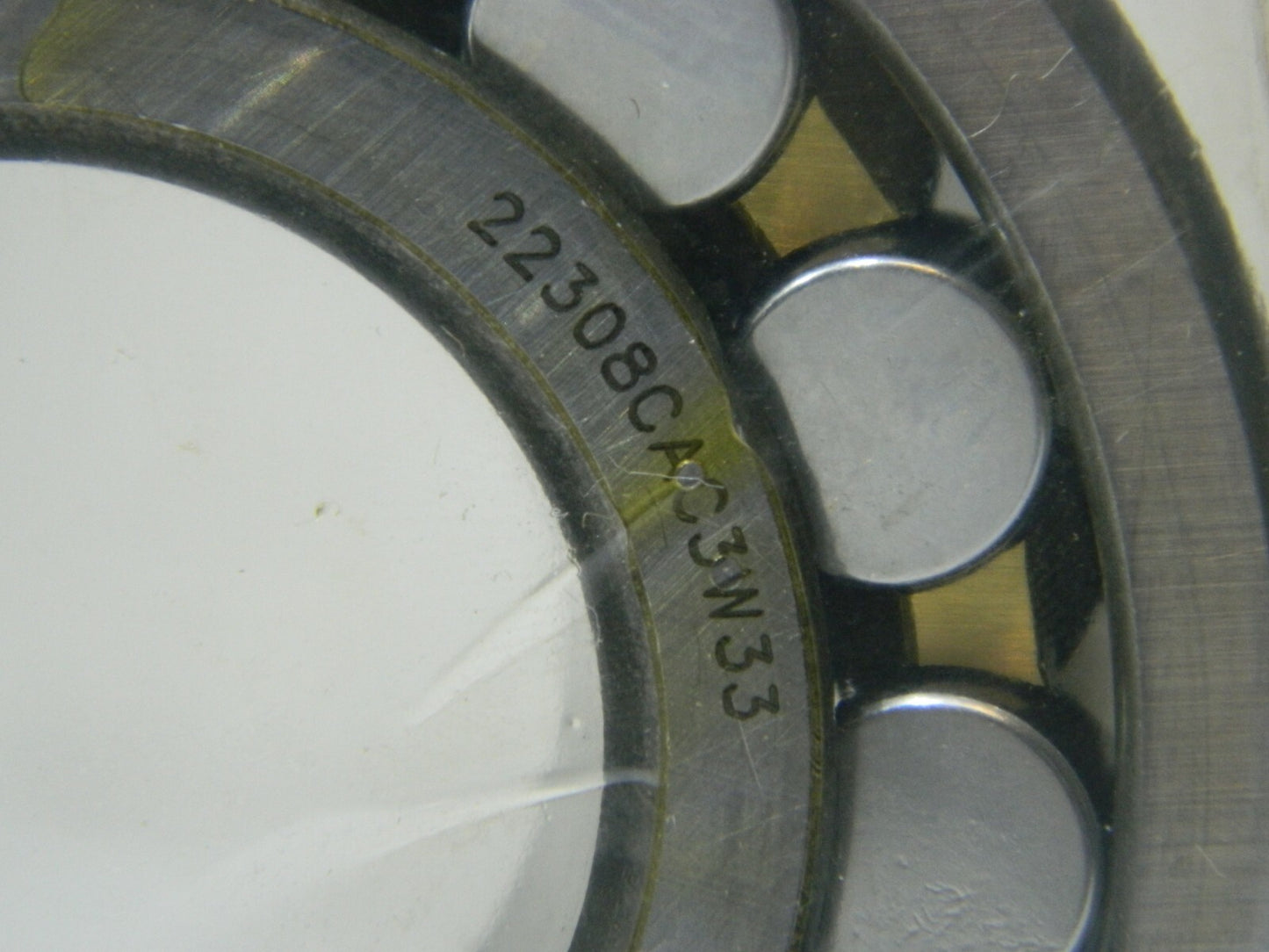 Precision Straight Spherical Roller Bearing 1.5748" Bore Dia 25,800 Lbs 017