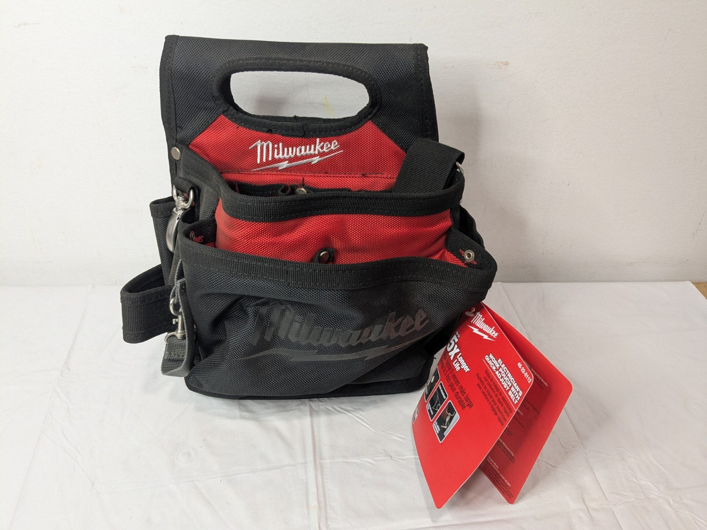 Milwaukee Electrician's Work Pouch w/Quick Adjust Belt 15 Pockets 48-22-811