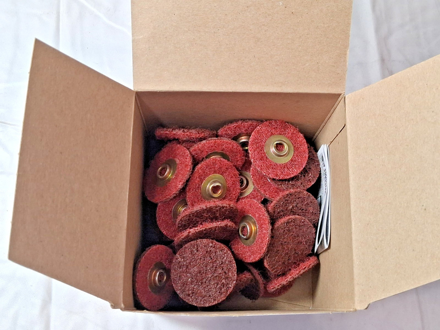 Standard Abrasives Aluminum Oxide Non-Woven Quick-Change Discs QTY50 83201475