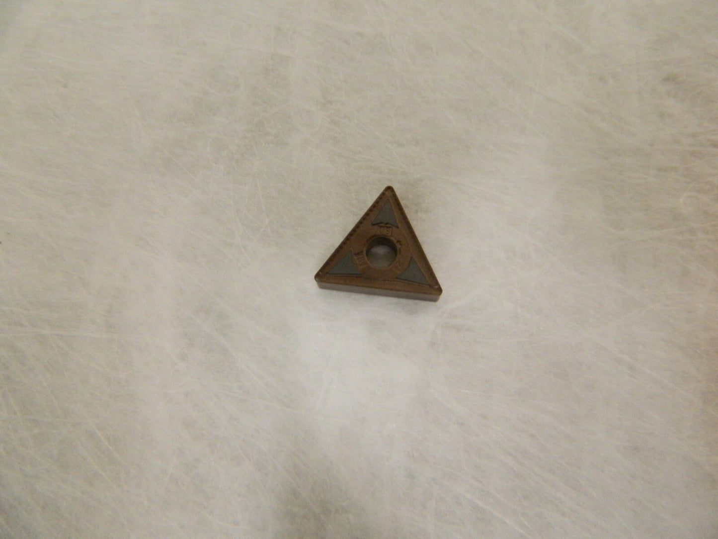 Kennametal T221P KCP25B Carbide Turning Insert Box of 10 6151564