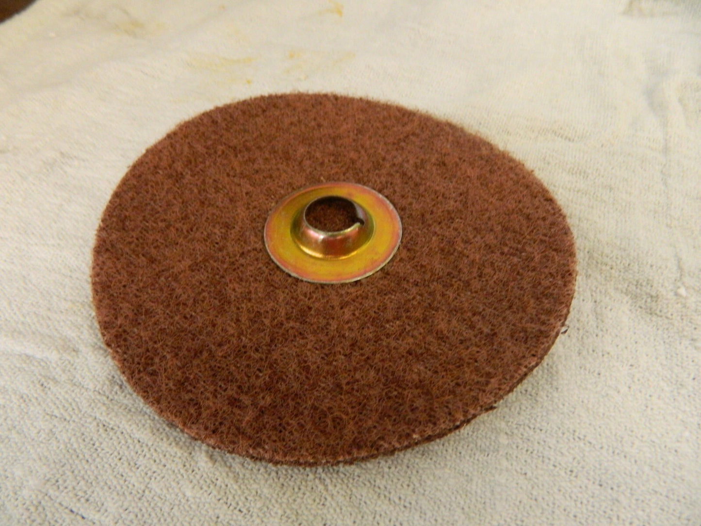 Standard Abrasives Quick Change Surface Conditioning FE Disc 5" x 5/8-11&qu