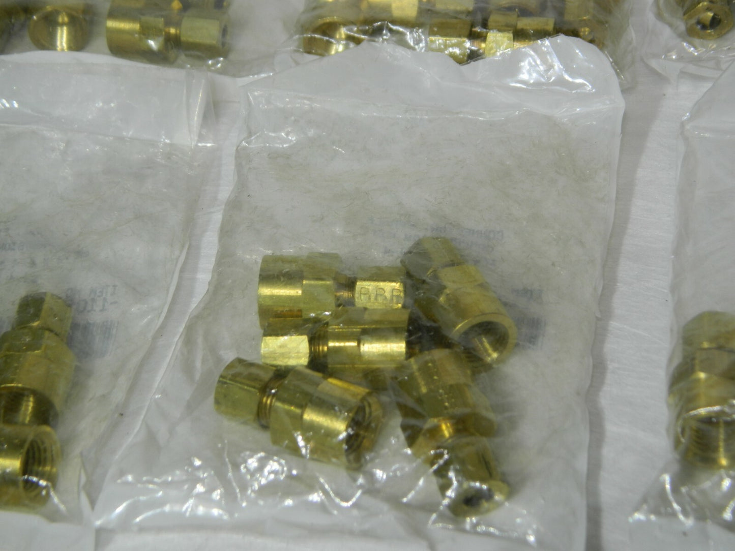 Parker 1/4" Tube OD 1/4-18 Thread Brass Compression Tube Female Connector Q