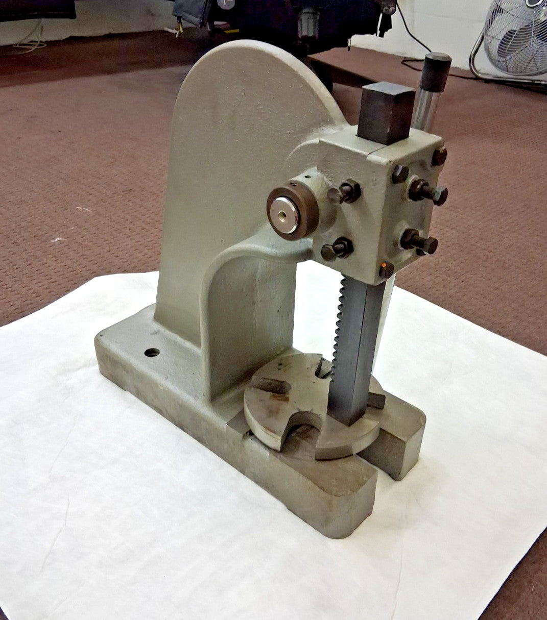 Pro Arbor Press 1-5/8" Ram 6" Throat Depth 2 Ton Pressure 14" Stroke 805-1020