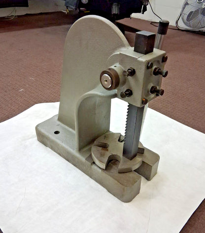 Pro Arbor Press 1-5/8" Ram 6" Throat Depth 2 Ton Pressure 14" Stroke 805-1020