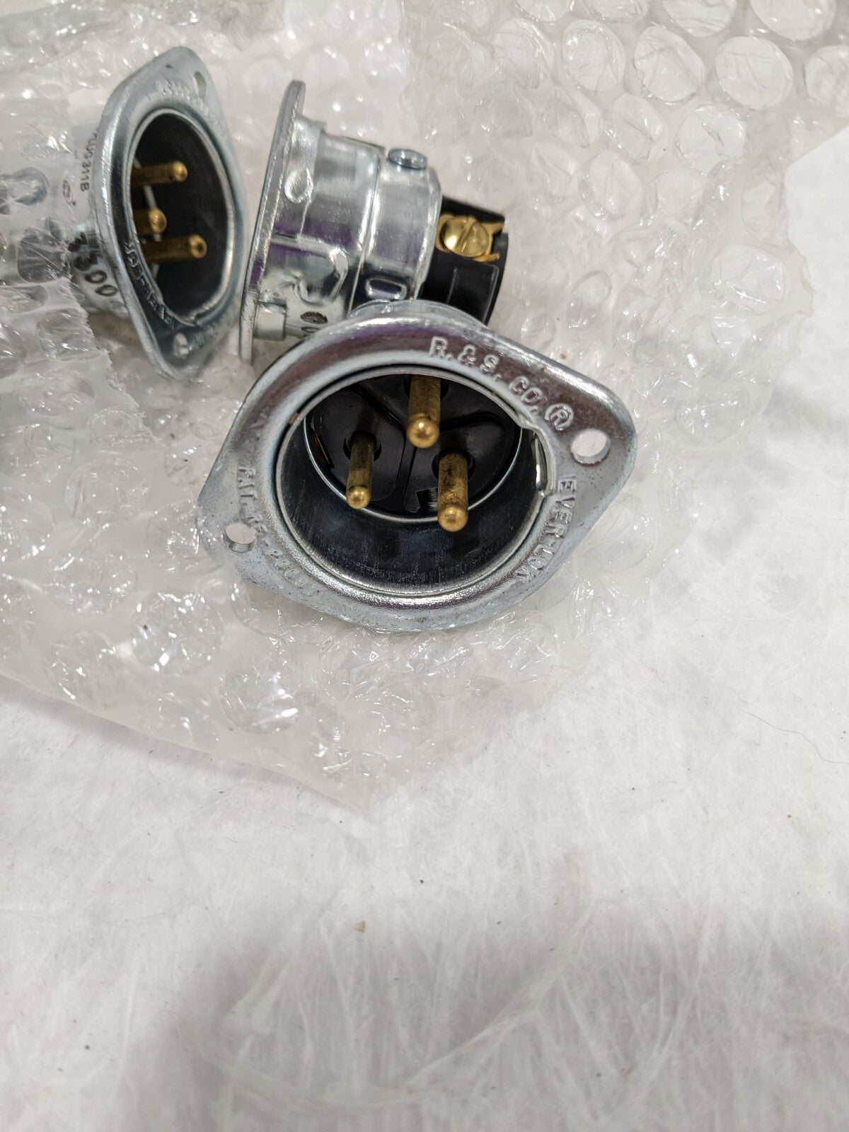 Thomas & Betts EverLok 3-Conductor Chassis Mount Male Qty 5 8943R