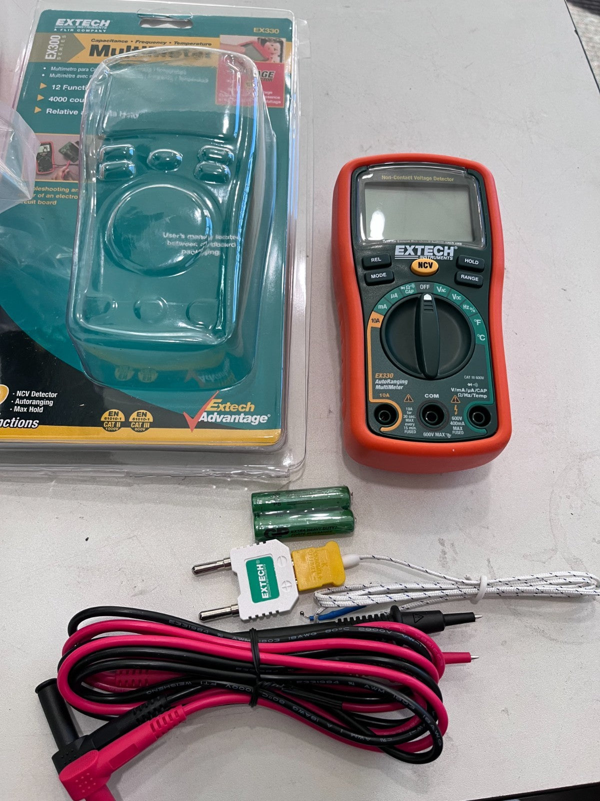 Extech CAT III, Auto Ranging & Digital Multimeter: 600 VAC/VDC EX330