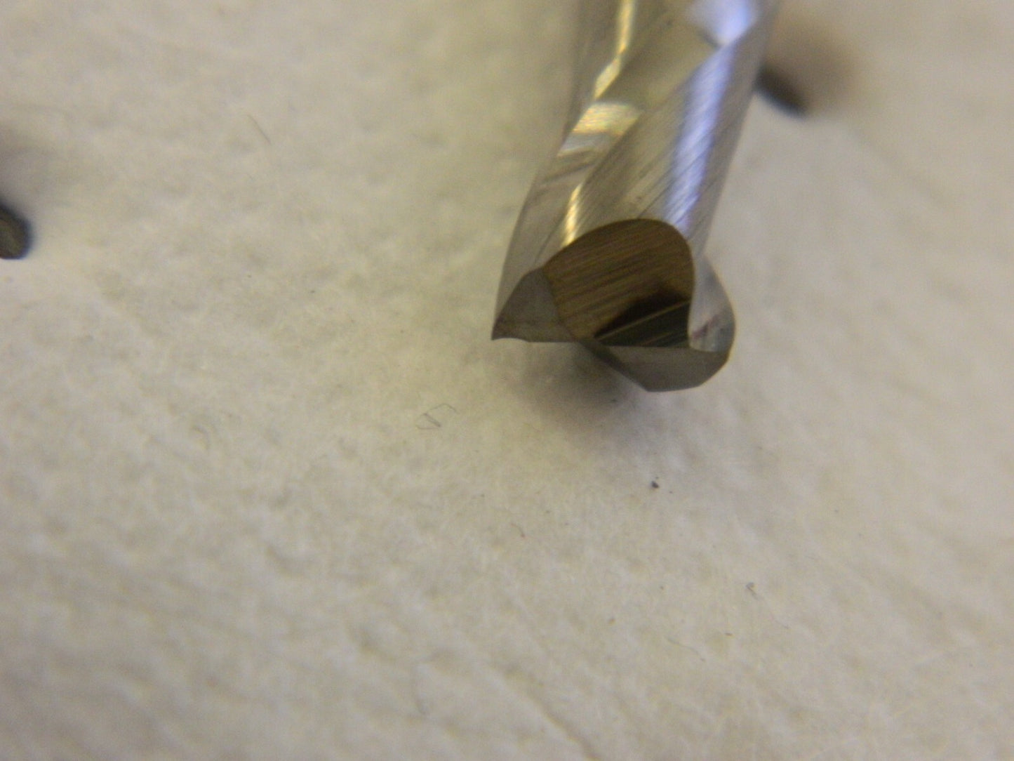 HERTEL Square End Mill: 1/4 Dia, 1/2 LOC, 2 Flutes, Solid Carbide E5022016