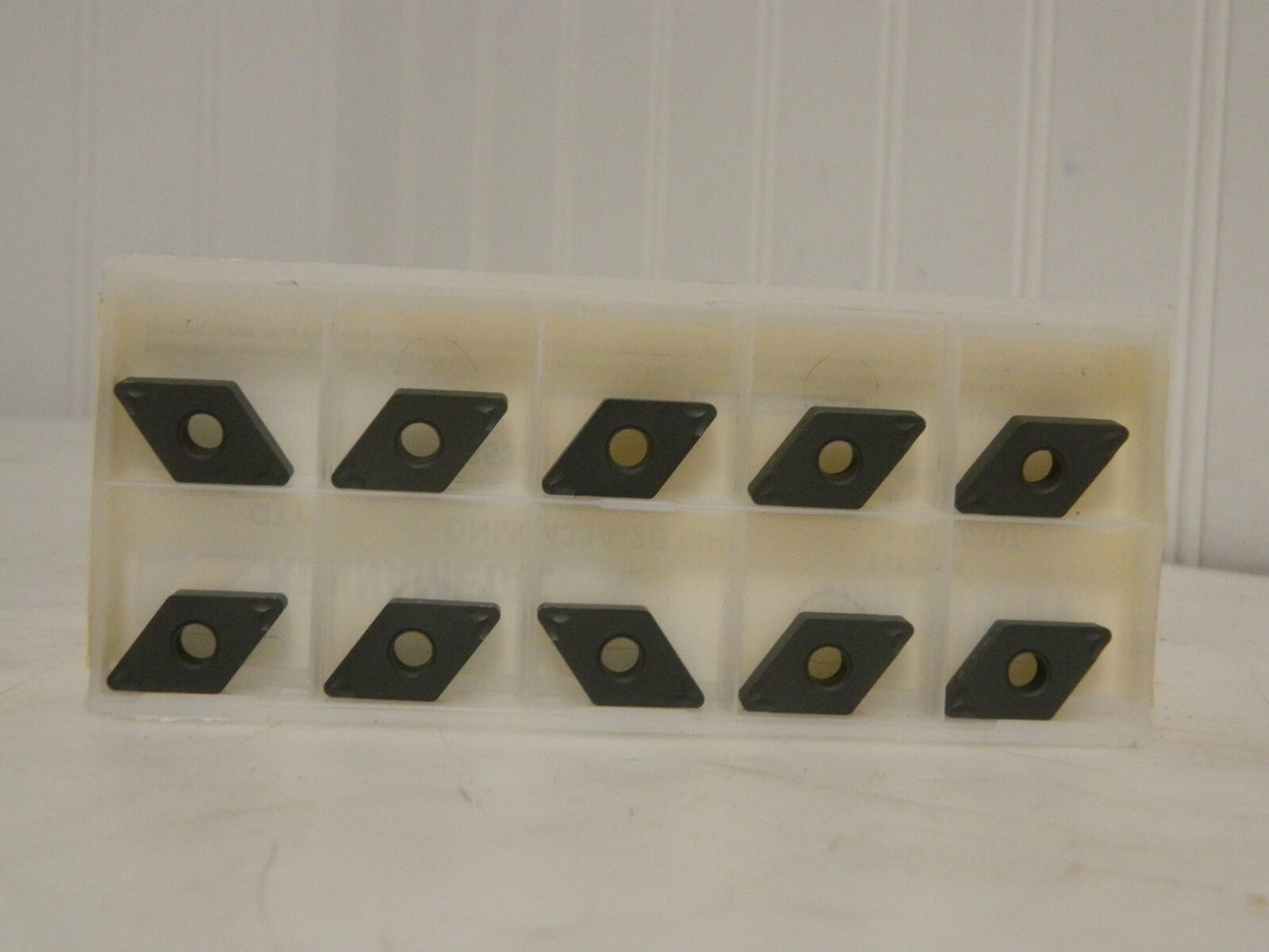Kennametal Carbide Turning Insert DNMG433 2B Grade MP37 Qty 10 5653834
