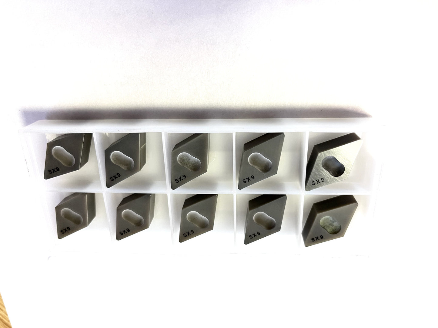 NTK Cutting Tools  Ceramic Inserts  DNGX452T0220DP5 / DNGX150708T00520DP  QTY10