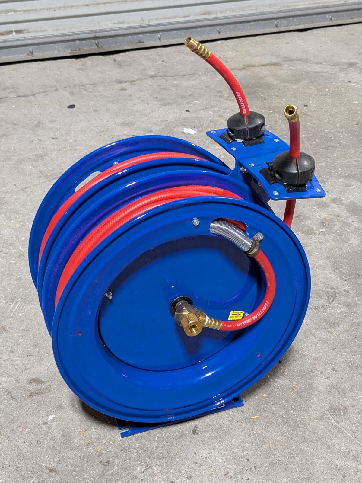 CoxReels Retractable Dual Hose Reel 50 Ft x 3/8 In C-LP-350-350 Scratch N Dent