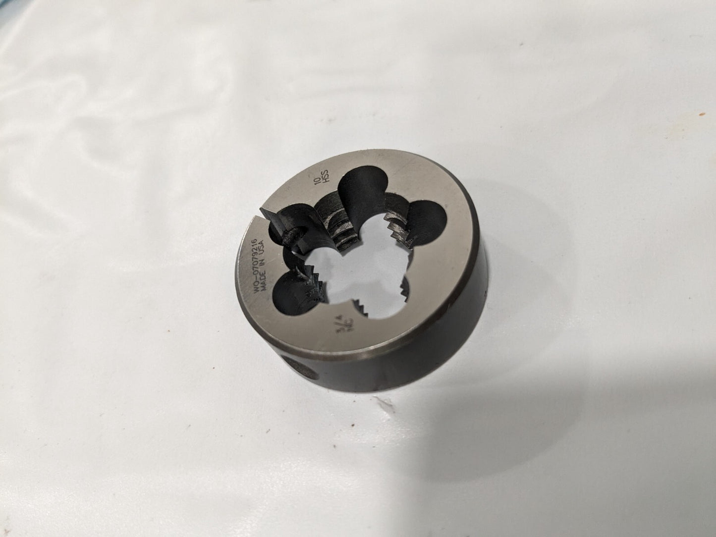 Round Die: 3/4-10, High Speed Steel 03694510