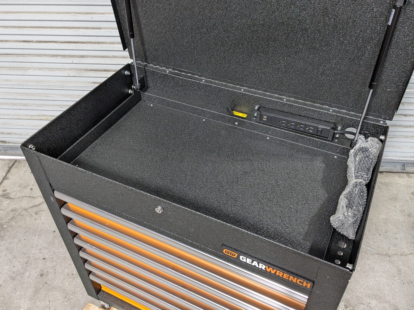 Gearwrench GSX Series Roller Cabinet Tool Box w/ Tilt Top 7 Drawer 83246