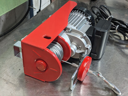 Electric Cable Hoist 880 lb. Capacity 38 Ft. Max Lift 120v